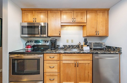 Thayerville Condo | Will O' The Wisp: 104B One Bedroom/One Bath