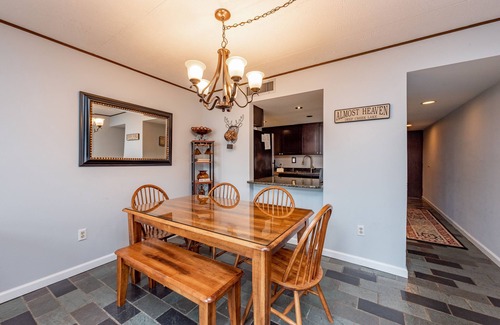 Thayerville Condo | Will O' The Wisp 510G: Newly Renovated Lakefront 2 Bedroom Condo, Brand New Walk