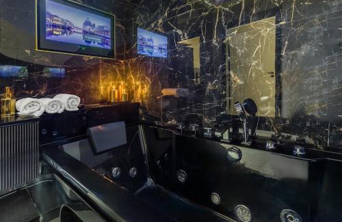 Wielkie Gowino Villa | Willa z jacuzzi na polu golfowym Sierra Golf Homessimo Stars