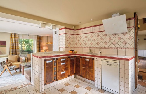 Srodmiescie House | Willa Zalesie Retreat