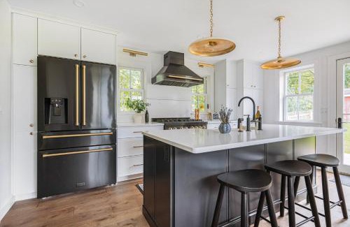 Bayfield Villa | Willard House