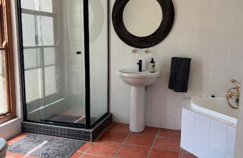 Papiesvlei House | Willdenowia Guestsuite at Waboom Family Farm