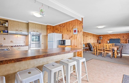 Dalmeny House | William's Wonder - Close to the Beach