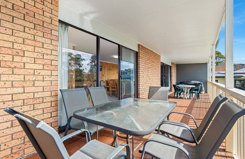 Dalmeny House | William's Wonder - Close to the Beach