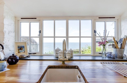 Bucks Mills House | Williams Cottage - Two Bedroom House, Sleeps 4