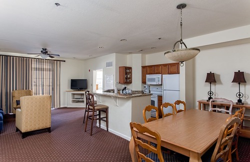 Williamsburg Condo | Williamsburg 3 BD Deluxe condo - near Colonial Williamsburg