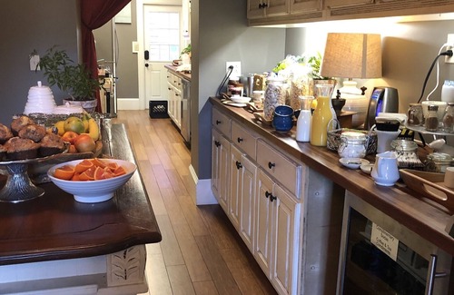 Williamsburg Bed & Breakfast | Williamsburg Manor B&B