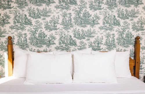 Williamsburg Hotel | Williamsburg Woodlands Hotel & Suites, an official Colonial Williamsburg Hotel