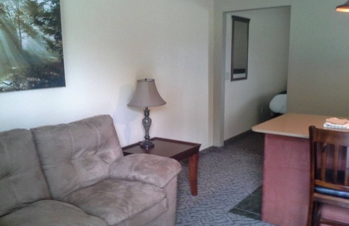 Linden Hotel | Williamsport Grandview Hotel