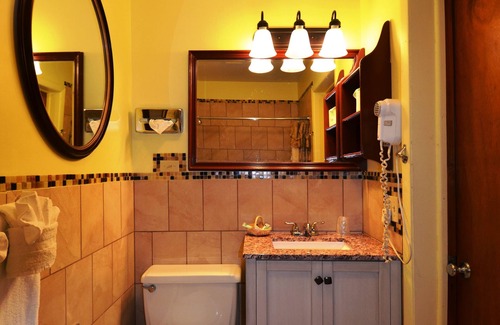 Williamstown Hotel | Williamstown Motel