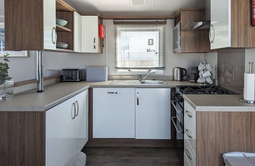 Tan-y-groes House | Willlerby Avonmore 3 Bedroom Holiday Home