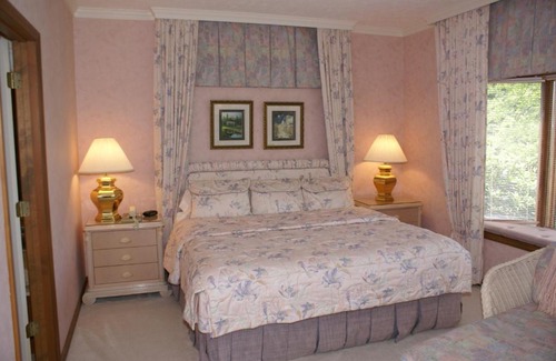 Blowing Rock Apartment | Willow 3 Chetola Resort Condo