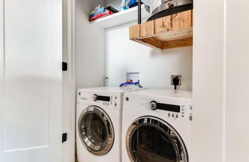 New Iberia Apartment | Willow A-Frame