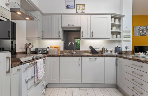 Tan-y-groes House | Willow at Gorslwyd - Sound Retreat