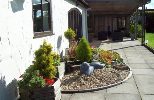 Wick St. Lawrence Bed & Breakfast | WILLOW BARN boutique B&B