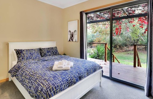 Macs Cove House | Willow Bend