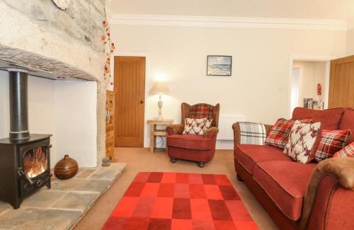 Lesbury House | Willow Cottage