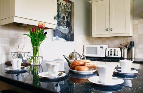 Binsted House | Willow Cottage