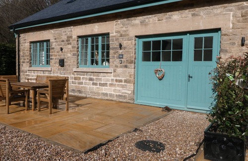 Hoylandswaine Cottage | Willow Cottage