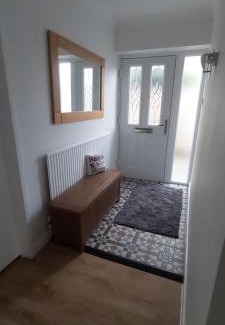 Northallerton Apartment | Willow Cottage 3 bed, cosy stopover, dogs welcome