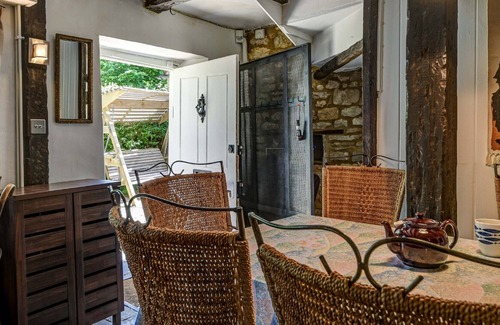 Kirtlington Apartment | Willow Cottage I Oxford Cotswolds holiday cottage I Sleeps 5 I Kirtlington