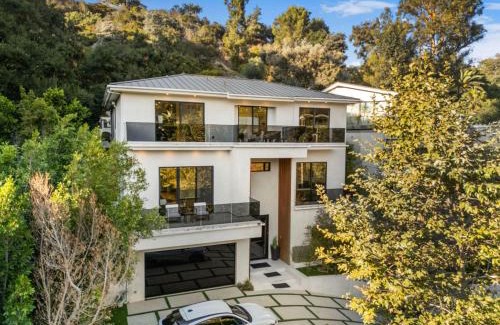 Laurel Canyon Villa | Willow Glen 2