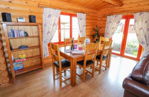 Castle Bytham House | Willow Lodge