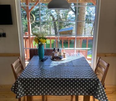 Dublin Cabin | Willow Lodge