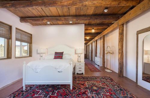 Bluff House | Willow Street Cottages