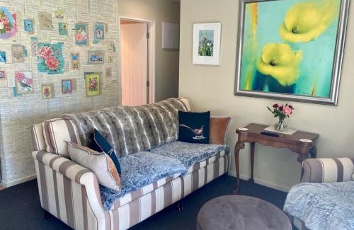 Lincoln House | Willow Tree Cottage