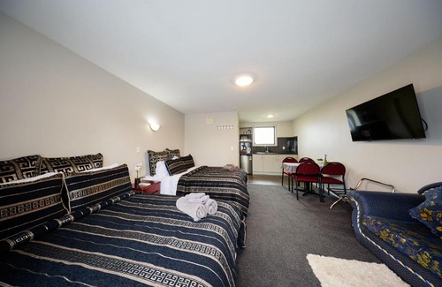 Kaikoura Hotel | Willowbank Motel