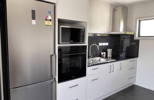 Kaikoura Hotel | Willowbank Motel
