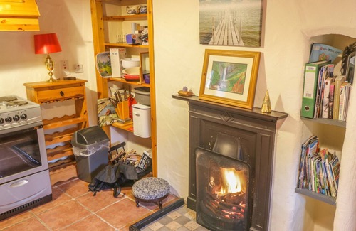 Ards Cottage | WILLOWBROOK COTTAGE, family friendly in Askill, County Leitrim