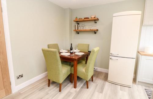 Corbridge House | Willows