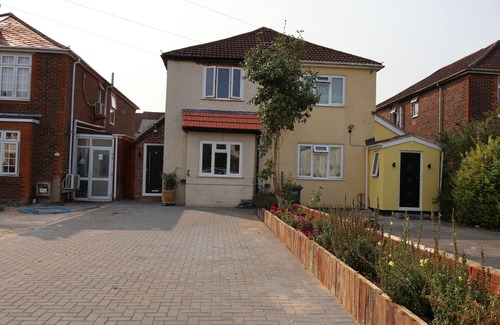 Eastleigh House | Wilmer House