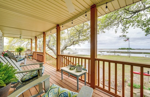 Wilmington House | Wilmington Getaway w/Dock & Masonboro Island View