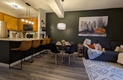 Dundee House | Wilmington Manor Condo