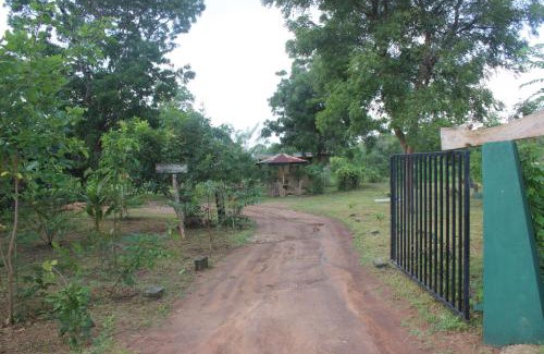 Pahala Maragahawewa Resort | Wilpattu Holiday Home