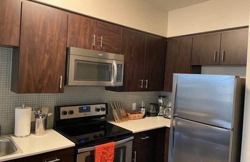 Miracle Mile Apartment | Wilshire Charm: Modern 1BR1BA Apartment