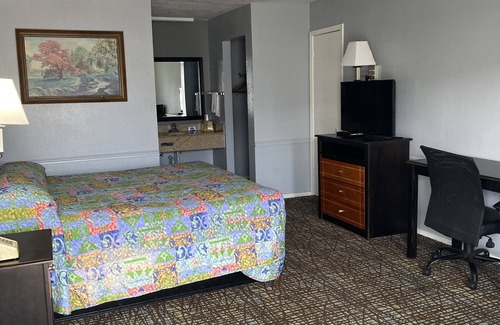 Cushing Hotel | Wilshire Inn