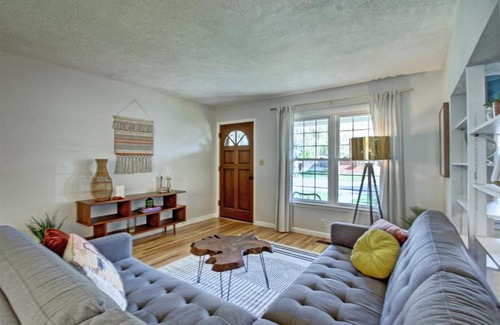 Morris Hill House | Wilson Circle
