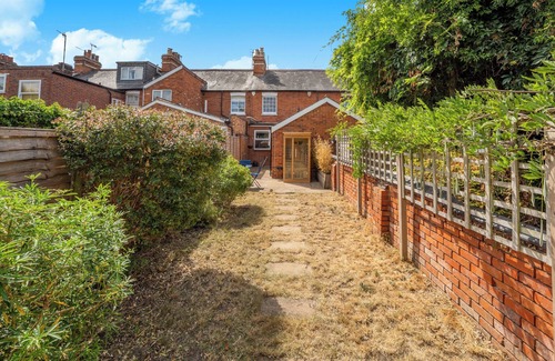 Henley Cottage | Wilson Cottage