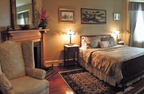 Downtown Baltimore Bed & Breakfast | Wilson House Bed & Breakfast