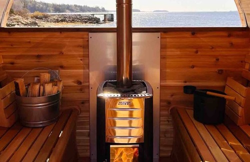 Boutiliers Point Cottage | Wilson's Coastal Club - C3