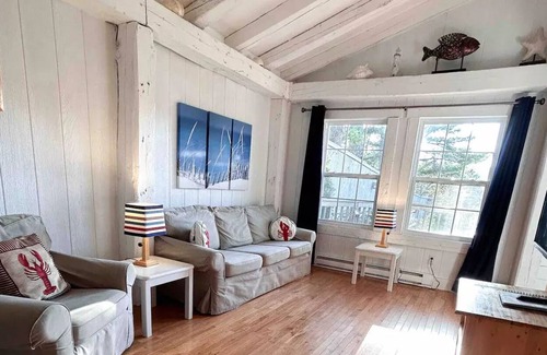 Boutiliers Point Cottage | Wilson's Coastal Club - C7