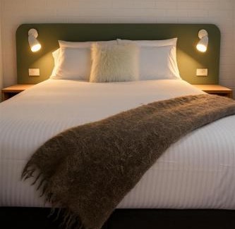 Foster Hotel | Wilsons Promontory Motel