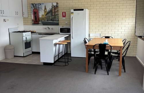 Foster Hotel | Wilsons Promontory Motel