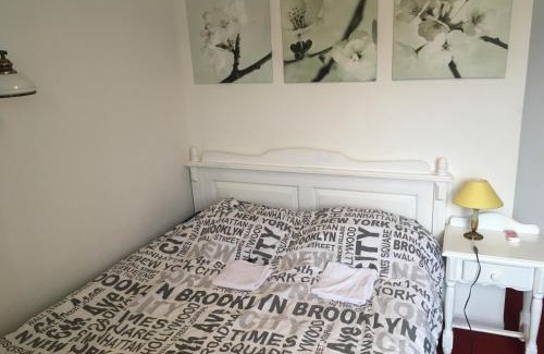Hoofddorp Bed & Breakfast | Wim's Place Schiphol Amsterdam Airport