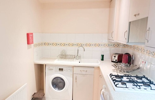 Wimbledon Apartment | Wimbledon Apartment Is a Fantastic 1 Bedroom Apartment in the centre of Wimbledon with free parking!
