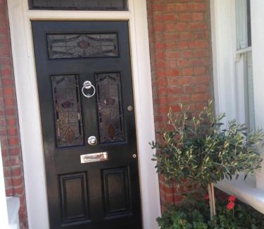 West Hill Bed & Breakfast | Wimbledon Park Bed & Breakfast